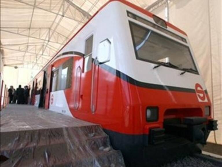 Suspende servicio Tren Suburbano