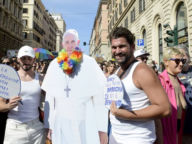 El Papa Francisco y su relación con la comunidad LGBTIQ+: “Quién soy yo para juzgar de quien se enamora uno”
