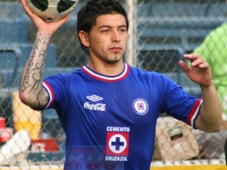 El equipo está jugando bien. Rogelio Chávez, defensa del Cruz Azul