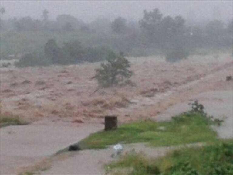 Tres personas muertas y 100 mil damnificados dejó "Manuel" en su paso por Sinaloa