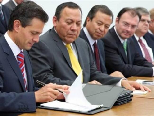 Reforma financiera. Pedro Tello y José Luis de la Cruz, analistas financieros