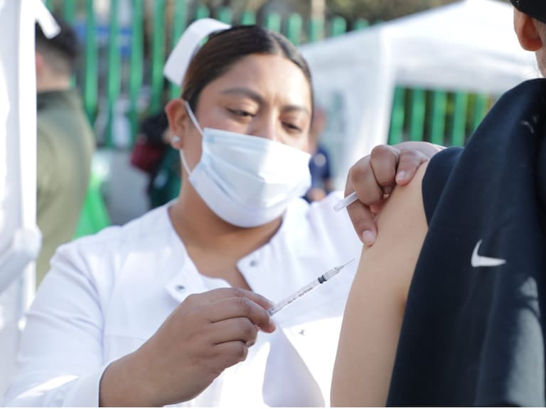 11 estados fueron considerados prioritarios para la aplicación de más de 670 mil dosis de vacuna contra el sarampión: IMSS