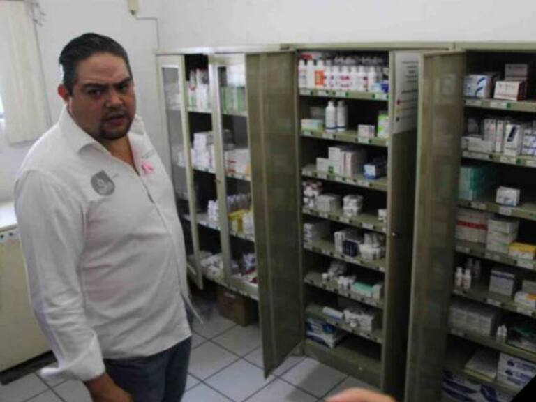 Secretaría de Salud analiza abastecimiento de medicamento en centros de salud