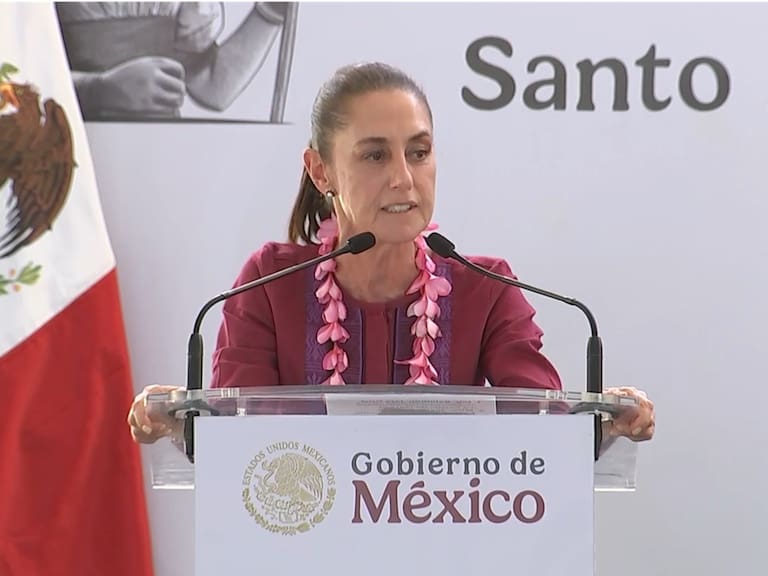 Ofrece la presidenta Sheinbaum a rechazados de la UNAM ingreso a la Universidad Nacional Rosario Castellanos.
