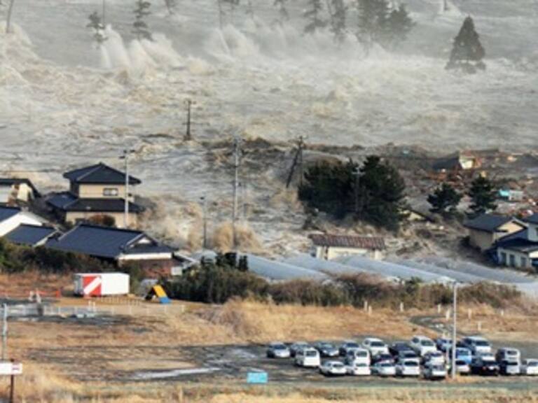 Suman 6 mil 405 muertos por sismo en Japón
