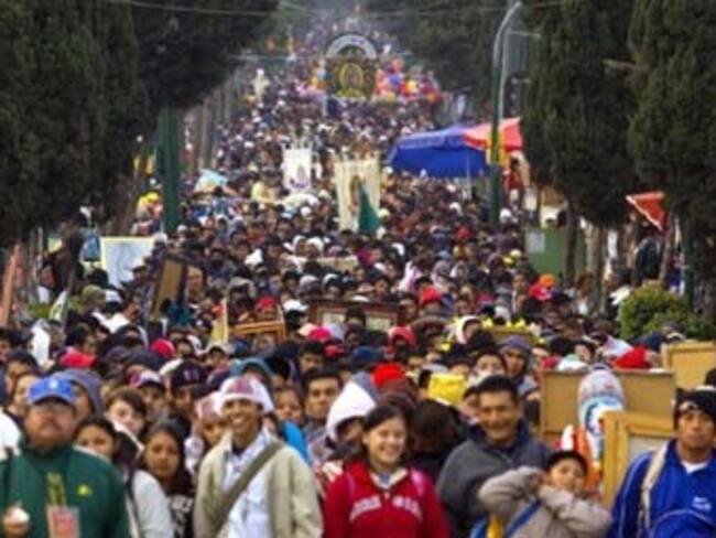 Cierran Calzada de Guadalupe por llegada de peregrinos