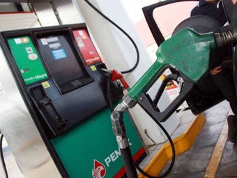¿Aumentará el precio de la gasolina en enero?