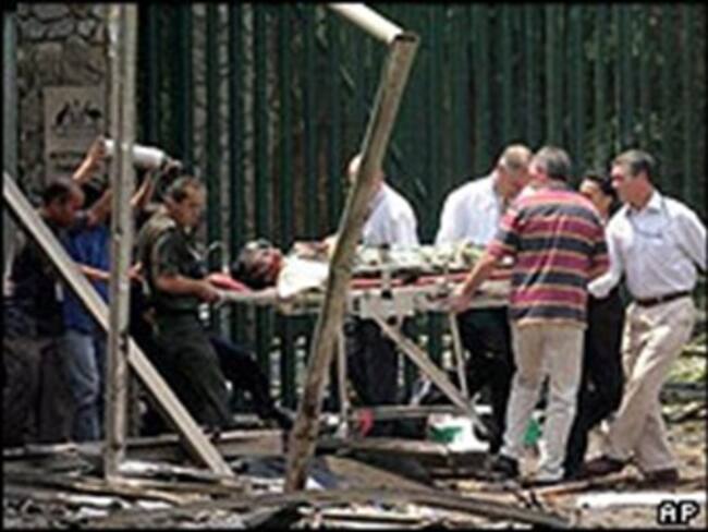 Al menos seis muertos, entre ellos extranjeros, por explosiones en Yakarta