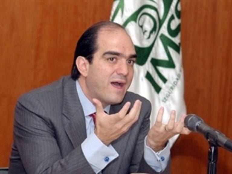 Prevén hasta julio comparecencia de titular del IMSS