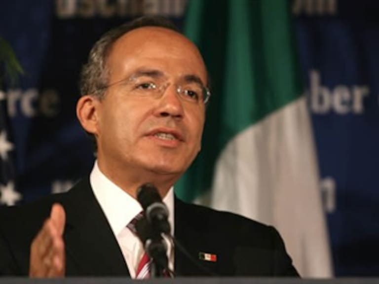 Pide Calderón afianzar tarea compartida contra el crimen