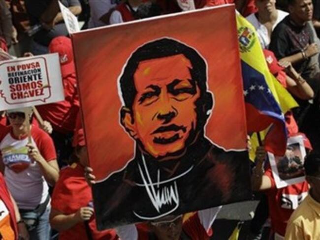 Trasladan restos de Chávez a Academia Militar