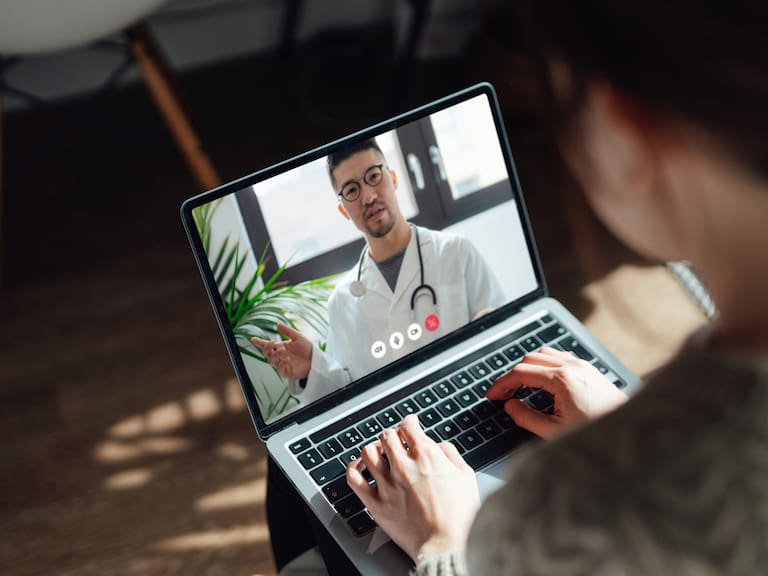 GNP invierte en la plataforma Meddi que afirma su director general, permitirá sus asegurados acceder a su expediente médico electrónico y fomentar la prevención mediante telemedicina.