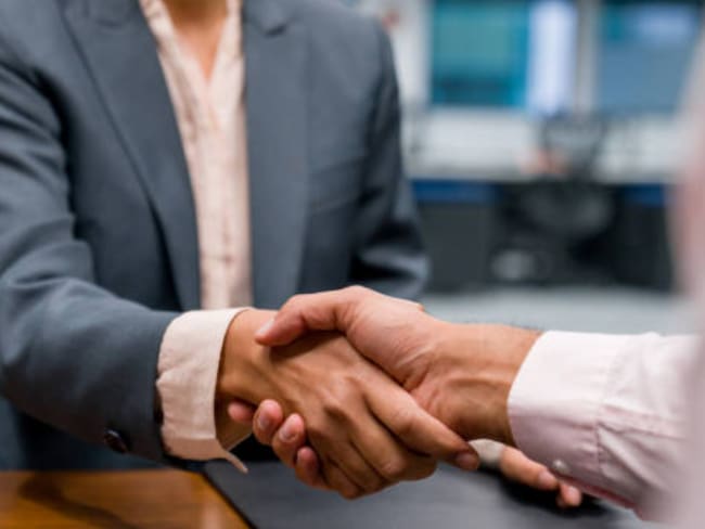 ¿Cómo impactar en una entrevista de trabajo con la Comunicación No Verbal?