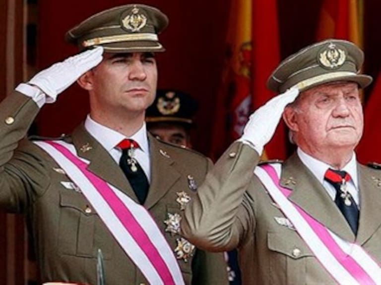 Abdica el rey Juan Carlos de España