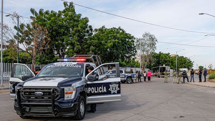 Persecución en Culiacán: atacan camioneta del Secretario de Seguridad