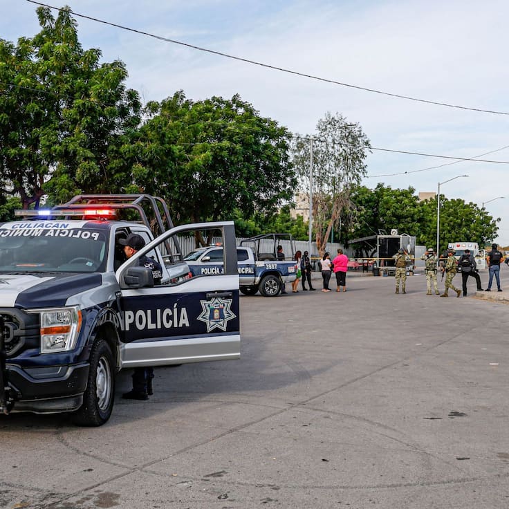 Persecución en Culiacán: atacan camioneta del Secretario de Seguridad