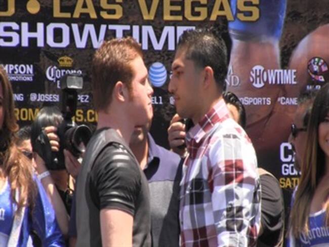 Contento “Canelo” Álvarez por estelarizar en Las Vegas vs Josesito