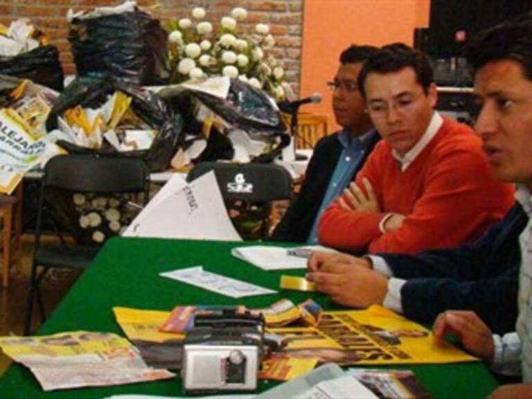 Levanta Nueva Izquierda plantón en PRD-DF