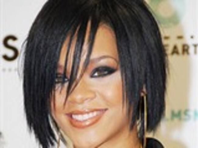 Evitará Rihanna trajes reveladores en presentación de Malasia