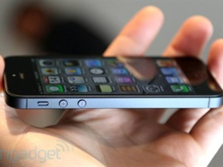 Inician Telcel, Iusacell y Movistar venta del nuevo iPhone 5