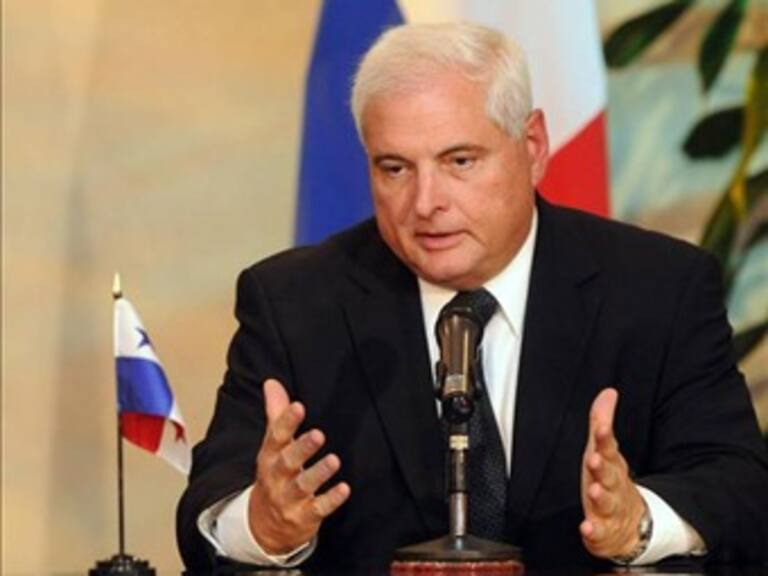 Califica presidente de Panamá como 'seria' la situación por lluvias