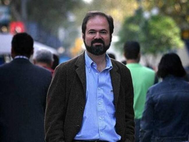 El periodismo es una lección de claridad: Juan Villoro