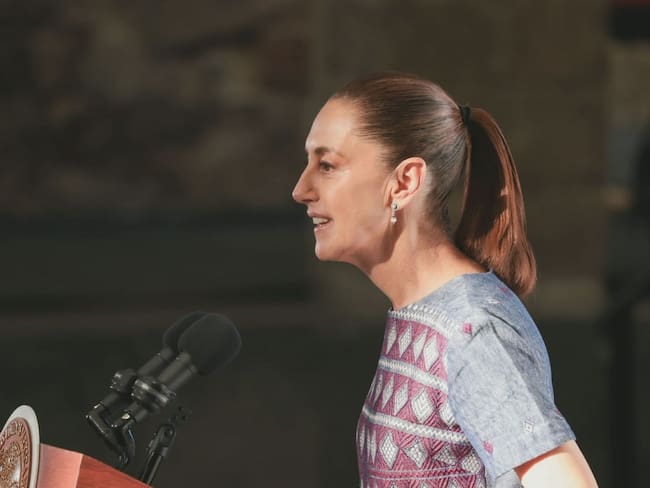 “Falso que esté entre la espada y la pared”: Sheinbaum