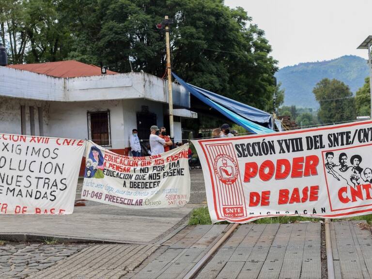 Llaman empresarios a dar fin al bloqueo de vías férreas en Michoacán