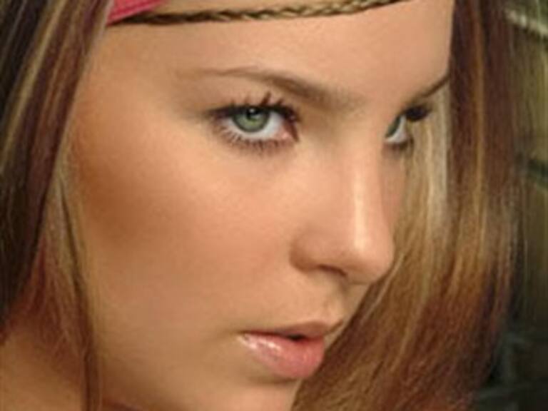 Desmiente Belinda rumores de embarazo