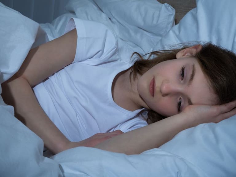 13 malas prácticas que están afectando el sueño infantil