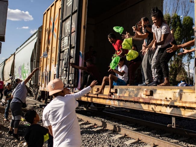 El incremento de migrantes ocasionó la suspensión de trenes: Lourdes Aranda