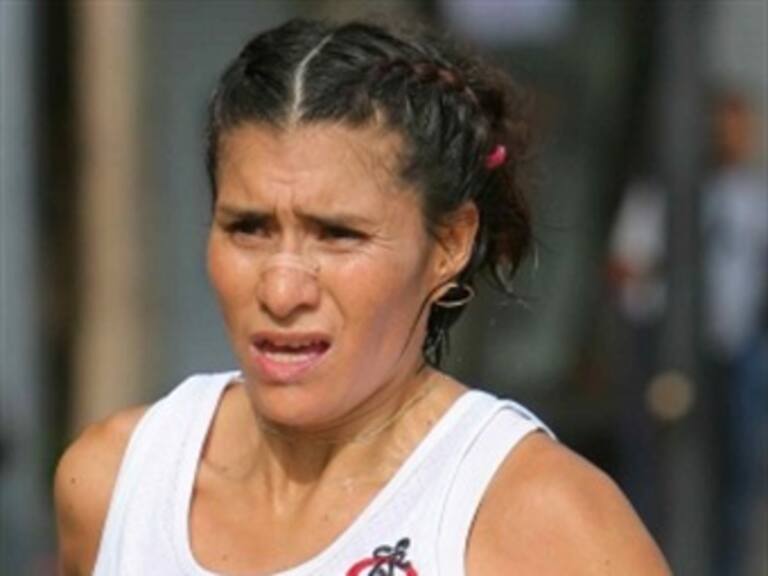 Keniano Kiplimo y Adriana Fernández ganan Carrera San Silvestre México
