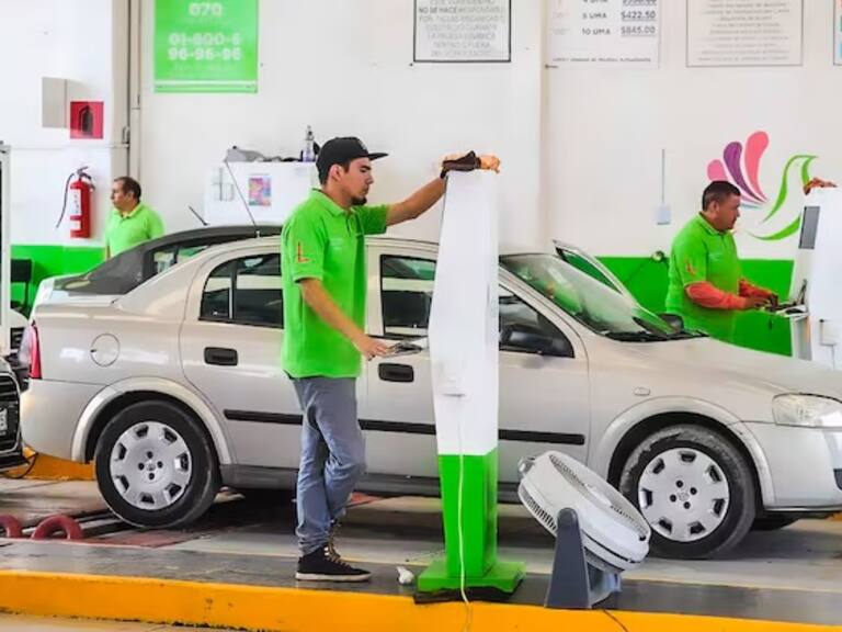 ¿A quiénes SÍ les perdonan la MULTA por verificación extemporánea en el Edomex?