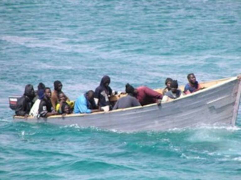Mueren 200 migrantes al cruzar el Canal de Sicilia
