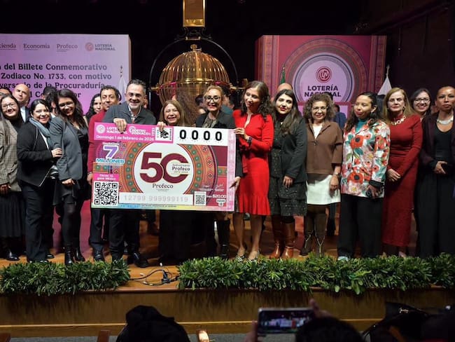 Con billete conmemorativo, Lotería Nacional destaca cinco décadas del trabajo de la Profeco