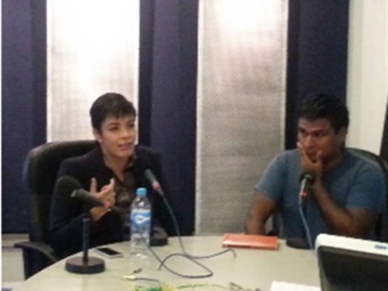 Poliamor.Karla Lara, couch de pareja/Julio Sánchez, poliamoroso