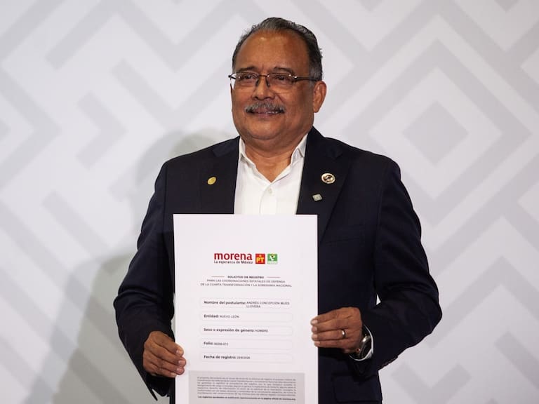 La mejor manera de seguir apoyando la Cuarta Transformación es tener buenos gobiernos, aseguró el presidente municipal de General Escobedo, Nuevo León, quien regresó a sus labores. FOTO: ANDREA MURCIA /CUARTOSCURO.COM