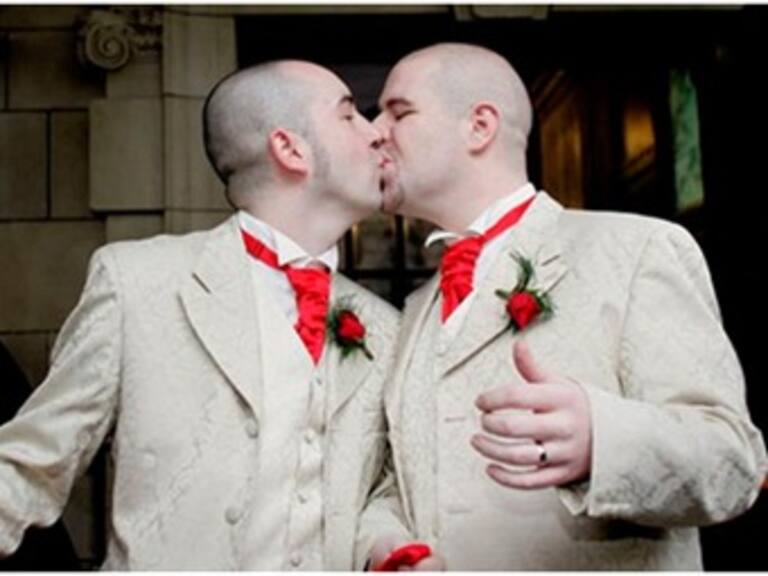 Se agota tiempo para promover controversia contra bodas gay