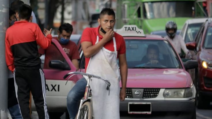 CDMX ajusta multas de tránsito: invadir carril exclusivo puede superar los 7,000 pesos