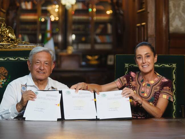 AMLO firma decreto de la reforma judicial y lo publica en el DOF