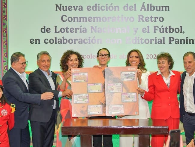 Como parte del mundial social, Lotería Nacional y Panini lanzan nueva edición gratuita del Álbum Retro de Fútbol que colecciona la memoria de México