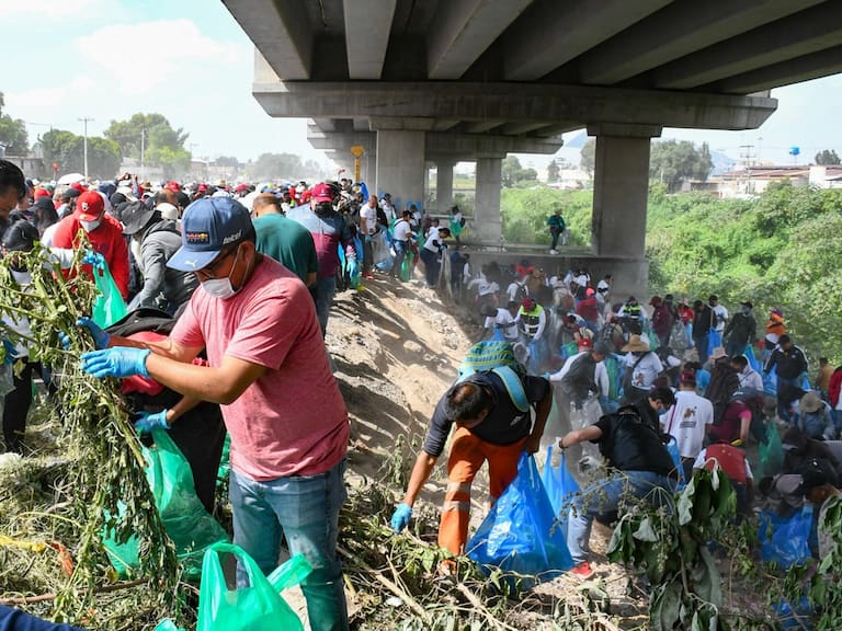 Ecatepec recoge su basura y logra nuevo récord Guinness.