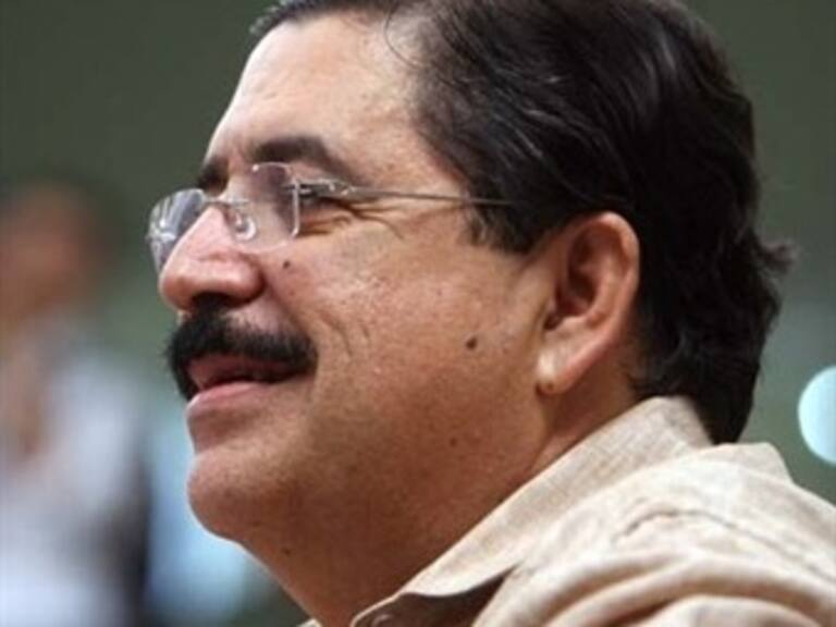 Aconseja Zelaya a AMLO 'tener calma' en su movimiento