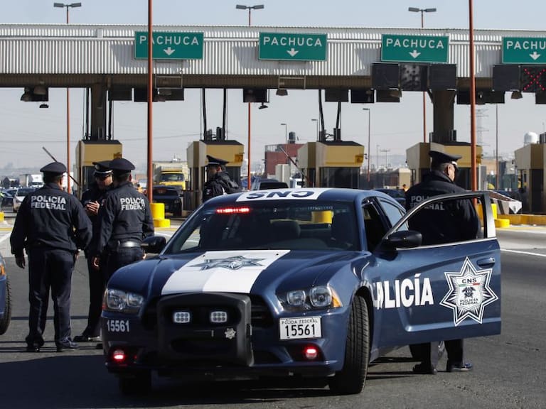 Más de 10 mil policías federales vigilan carreteras por Año Nuevo