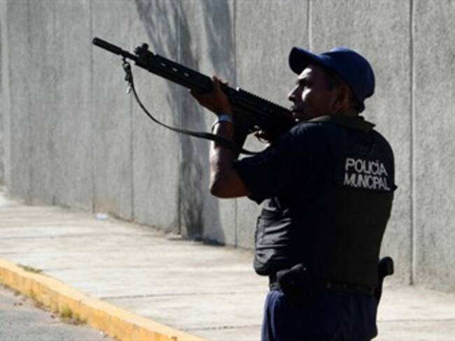 Se enfrentan policías en Guerrero
