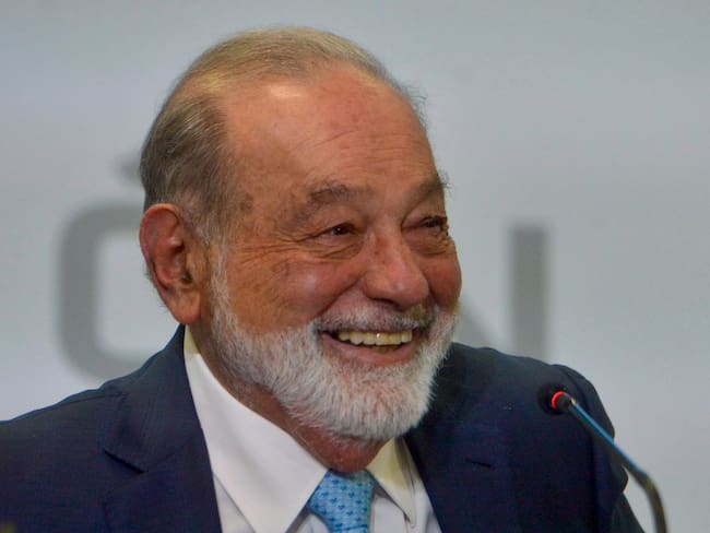 Slim y la jugada perfecta: factura en el rally petrolero y se embolsa 500 millones tras tensión con Irán