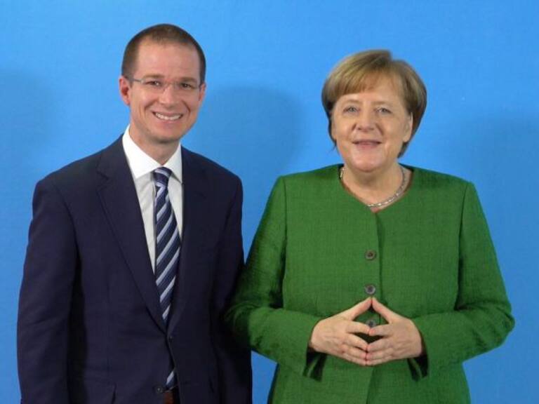 Se reúne Ricardo Anaya con la canciller alemana, Ángela Merkel