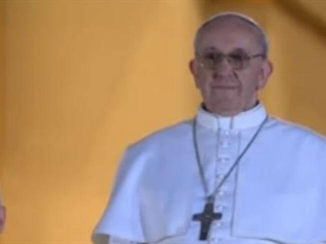 Habemus Papam. Valentina Alazraki, corresponsal. Joaquín López Dóriga, enviado. Bernardo Estrada, sacerdote. 13/03/13