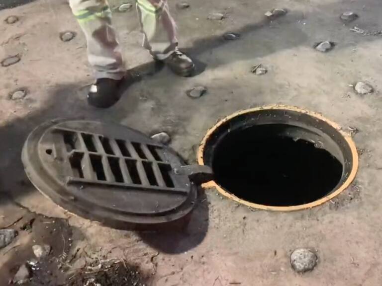 Dos empleados drenan coladera de la UNAM y uno muere; Fiscalía investiga