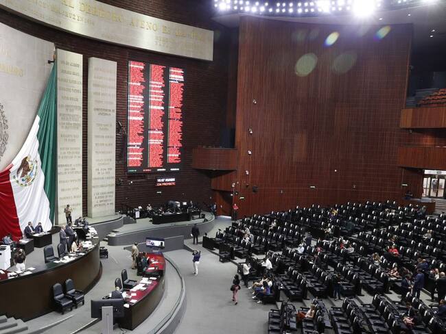 Diputado del PRI anuncia que votará a favor de reforma que propone AMLO